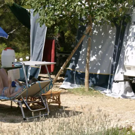 Pinus Campingplatz Starigrad Paklenica